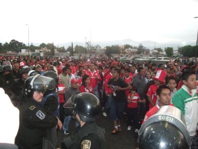 Und nach dem Spiel wird standesgem&auml;&szlig; gep&ouml;belt.