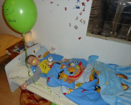 Schlafen mit Luftballon