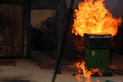 Und schon wieder Feuer!
<br />

<br />
xD