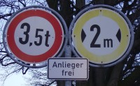 Verkehrszeichen 264 Mühlenweg, Ecke Ulzburger Straße