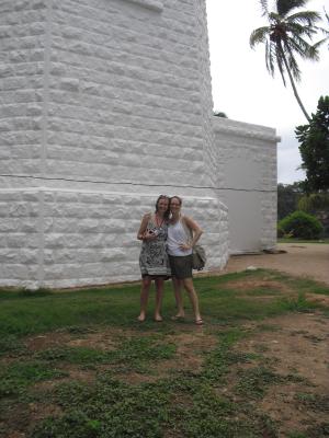 Alice und Christine am Leuchtturm