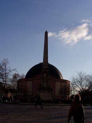 Raucht jetzt schon der Obelisk?