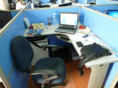 Mein Arbeitsplatz in der Uni, wo ich normalerweise den ganzen Tag bin.