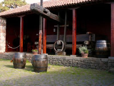 La Baranda, Casa del vino