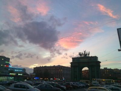 bei der Metrohaltestelle Narvskaja, wo ich bisher gewohnt habe.