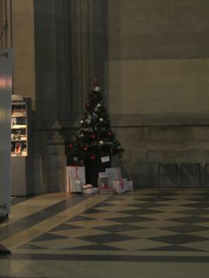 der petit WEIHNACHTSBAUM! So ein schlechter Witz...