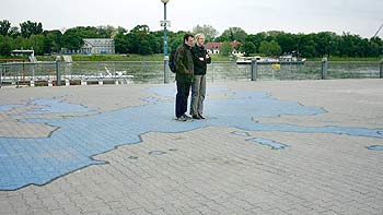 Bratislava. (novala) Bratislava. (novala)