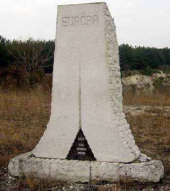 Memorial. (novala) Memorial. (novala)