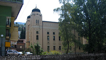 Synagogue. (novala) Synagogue. (novala)