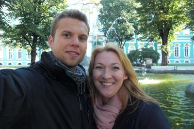Nasty und ich vorm Ermitage