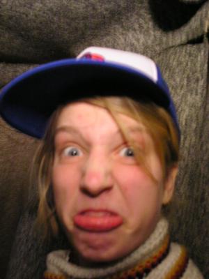 Halli Hallo, da bin ich wohl der Erste! Also denn gibt's gleich mal ein repräsentatives Jeddeloh-Foto... Sorry Wiebo, aber das musste sein. Halli Hallo, da bin ich wohl der Erste! Also denn gibt's gleich mal ein repräsentatives Jeddeloh-Foto... Sorry Wiebo, aber das musste sein.