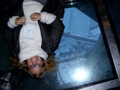 Ich auf dem Glass Floor des CN Towers. Ich auf dem Glass Floor des CN Towers.