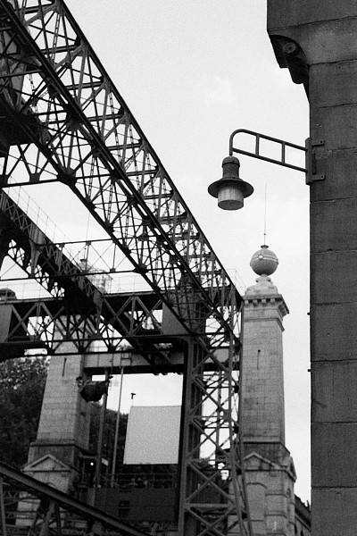M2 + Summicron 50 + Kentmere 400 + Caffenol-C-L M2 + Summicron 50 + Kentmere 400 + Caffenol-C-L