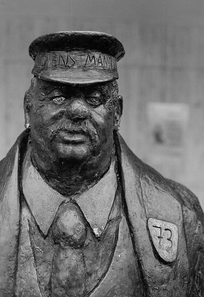 MInolta XG9 + MD ROKKOR-X 45/2