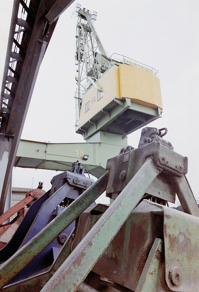 Praktica TL1000 (neu) + EXAKTA MC24/2,8 Made in Japan