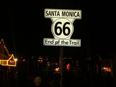 Santa Monica Beach ...