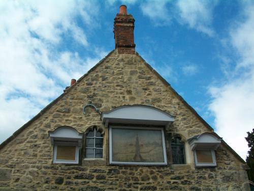 ein Hausgiebel in Abingdon mit Malerei