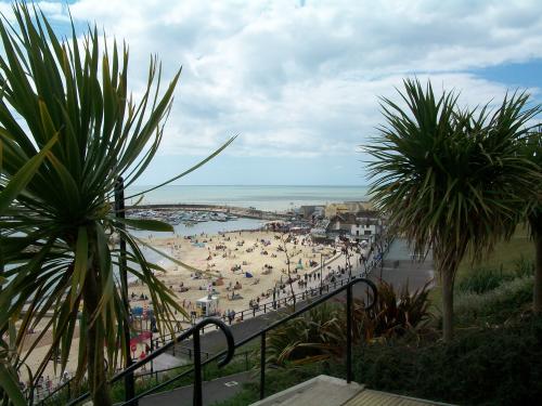 der Strand vom Jane Austen Garten aus gesehen